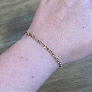 Dainty Delicate Minimalistic Gold Chain Bracelet